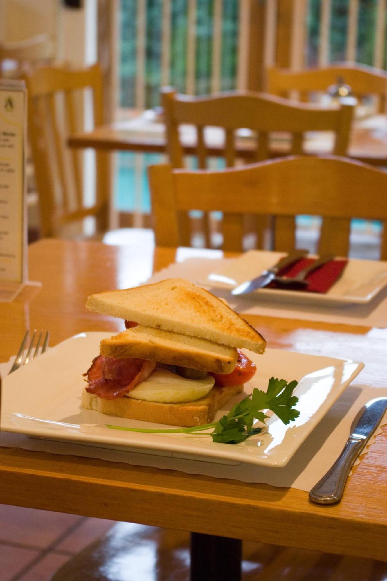 Admiralty Inn Geelong Restaurant photo
